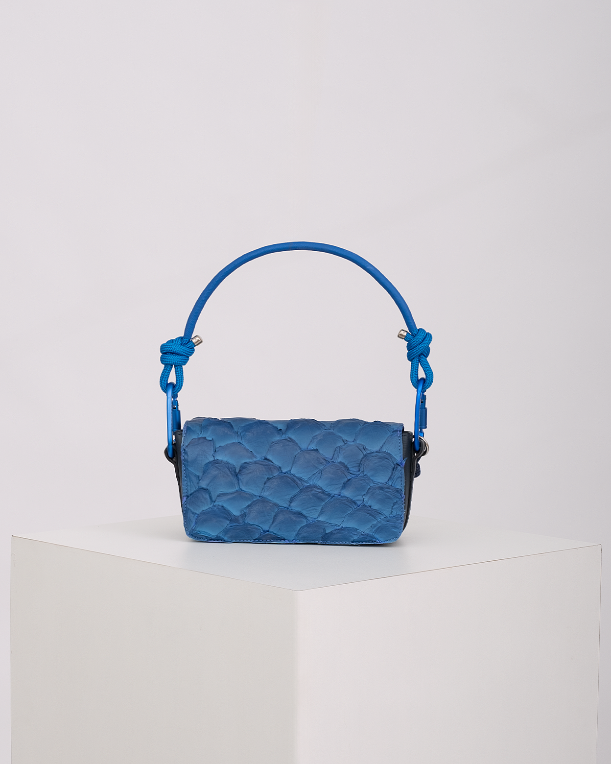 ARAPAIMA SHOULDER BAG - AZUL