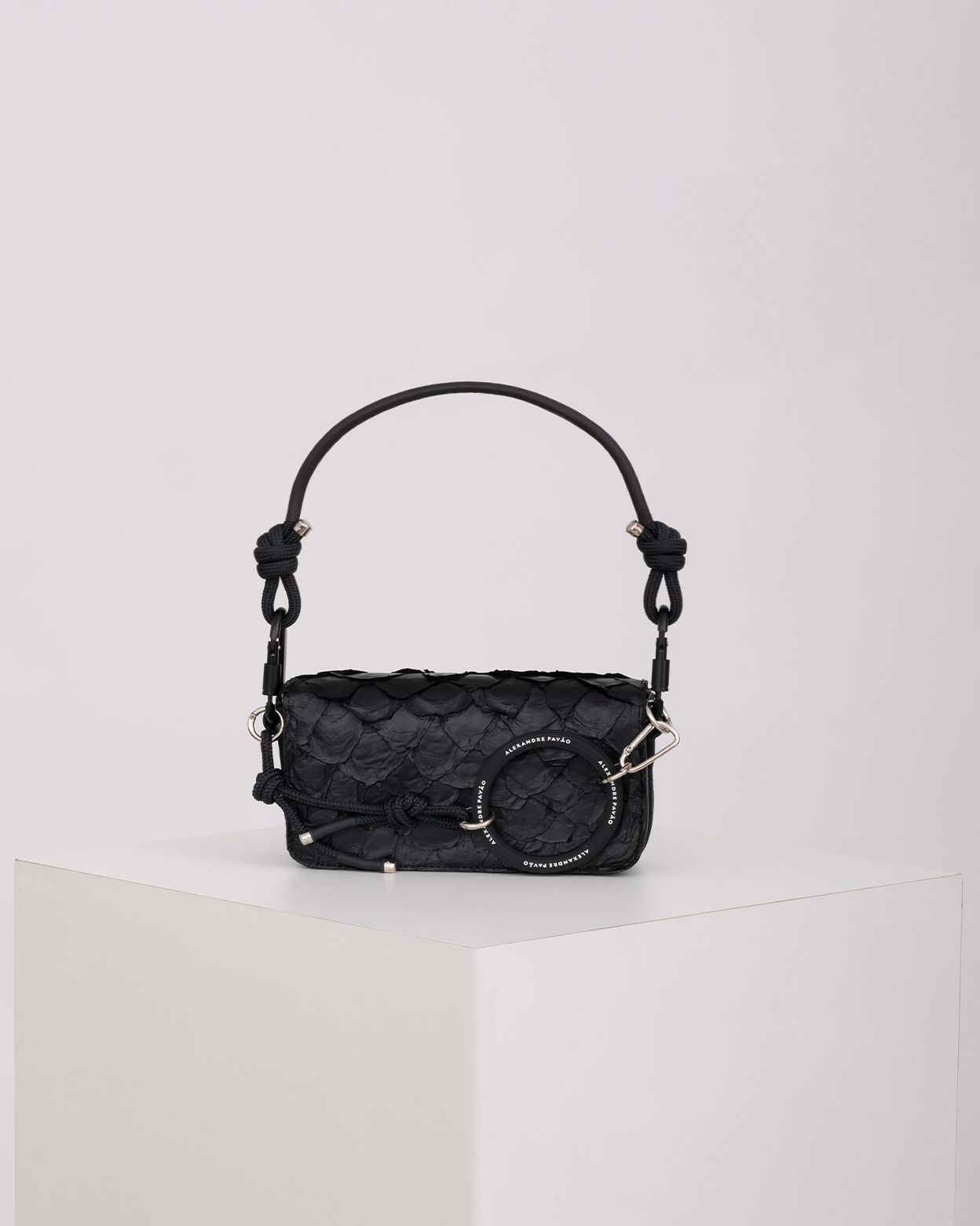 ARAPAIMA SHOULDER BAG - PRETO