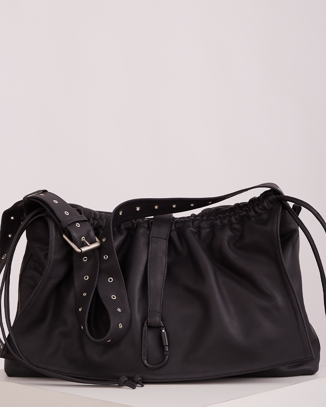 XL MARTIN SHOULDER BAG - PRETO